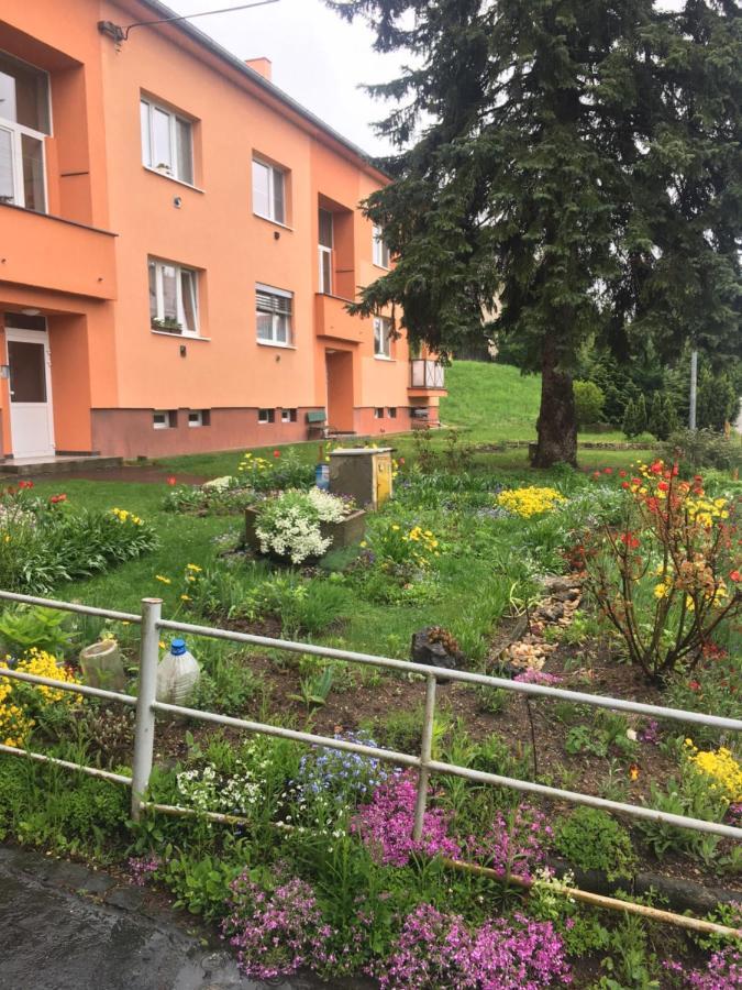 Apartman Monya Turčianske Teplice Exterior foto